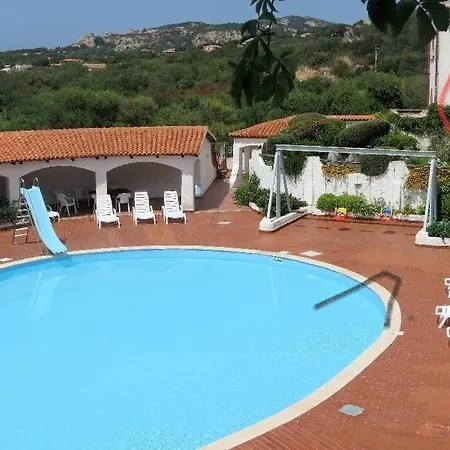 Baja Sardinia Rotonda Ringo House Lägenhet Cala Bitta